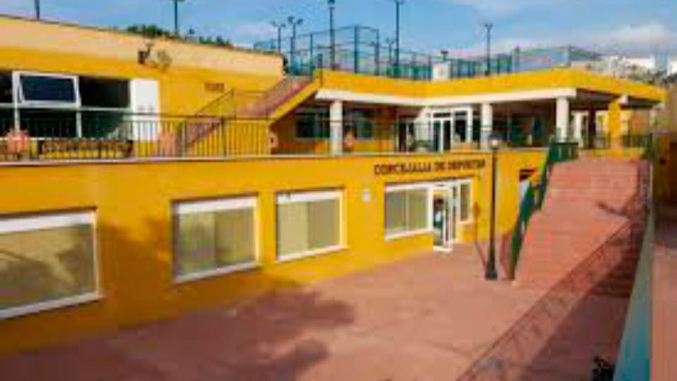 Polideportivo Municipal Elola